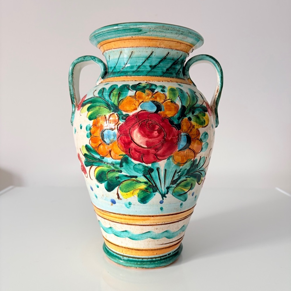Italian Majolica Sgraffito Pottery Hand-Painted Floral Vase Vintage